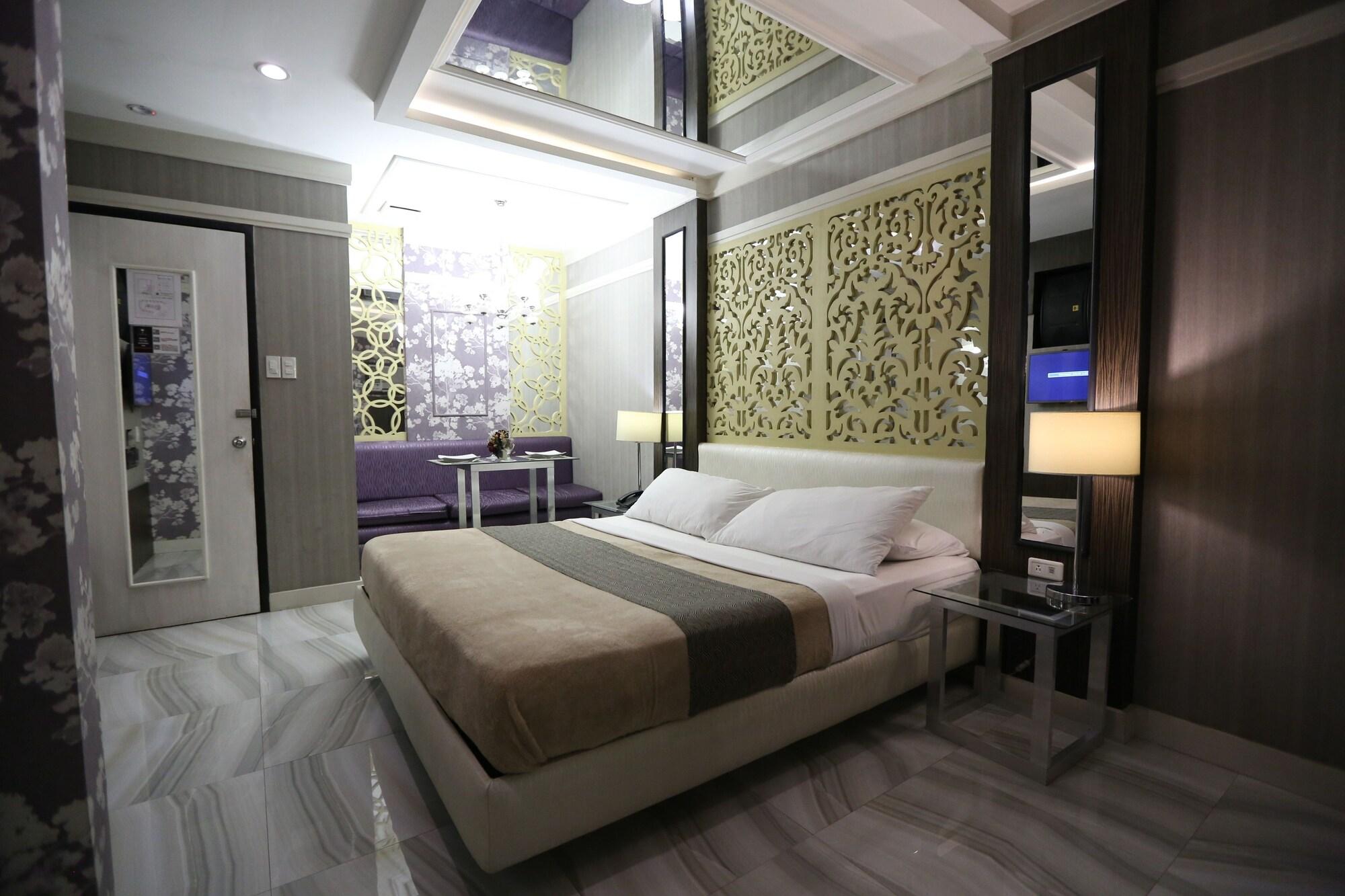 Victoria Court Hillcrest Pasig Motel Exterior photo